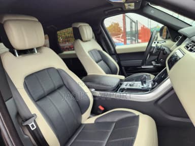 Land Rover Range Rover Sport Black thumbnail 3