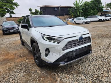 Toyota RAV4 Limited AWD White thumbnail 2