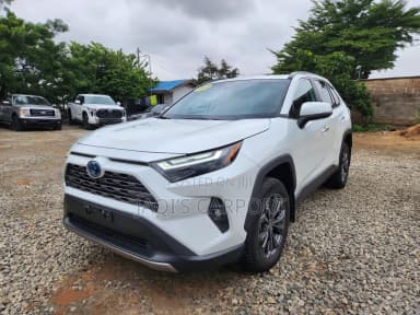 Toyota RAV4 Limited AWD White thumbnail 2