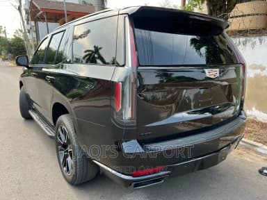 Cadillac Escalade 2021 Black thumbnail 4