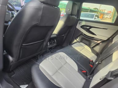 Land Rover Range Rover Evoque R-Dynamic SE AWD Gray thumbnail 4