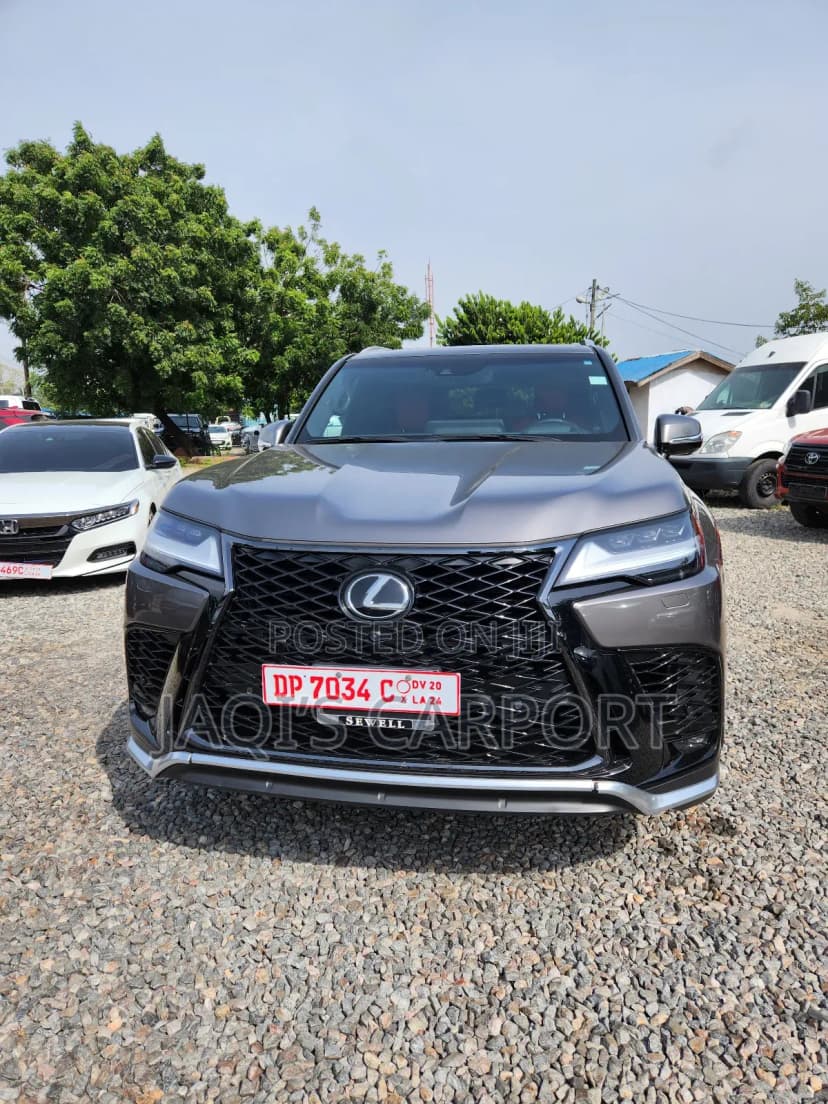 Lexus LX Gray - Image 1