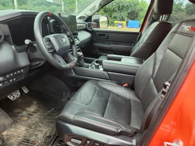 Toyota Tundra Platinum CrewMax 5.5' Bed Orange thumbnail 3