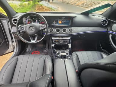 Mercedes-Benz E300 Silver thumbnail 4