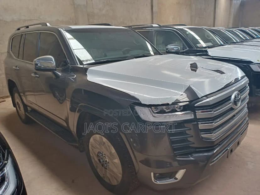 New Toyota Land Cruiser Gray - Image 1